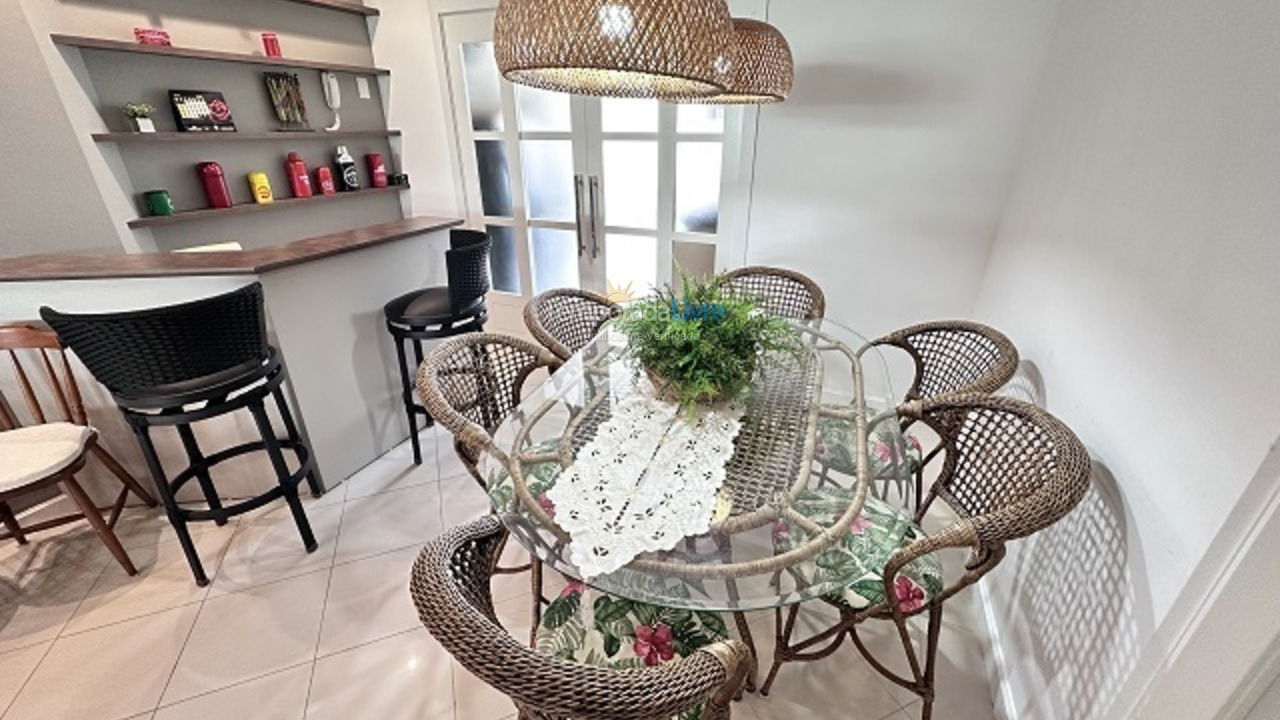 Apartment for vacation rental in Florianópolis (Praia Brava)