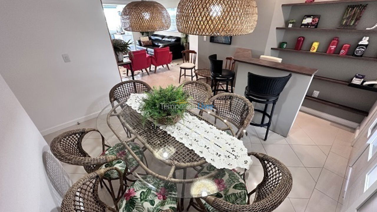 Apartment for vacation rental in Florianópolis (Praia Brava)