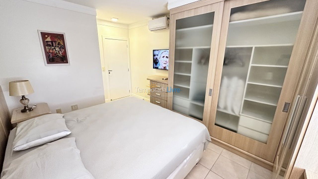 Apartment for vacation rental in Florianópolis (Praia Brava)