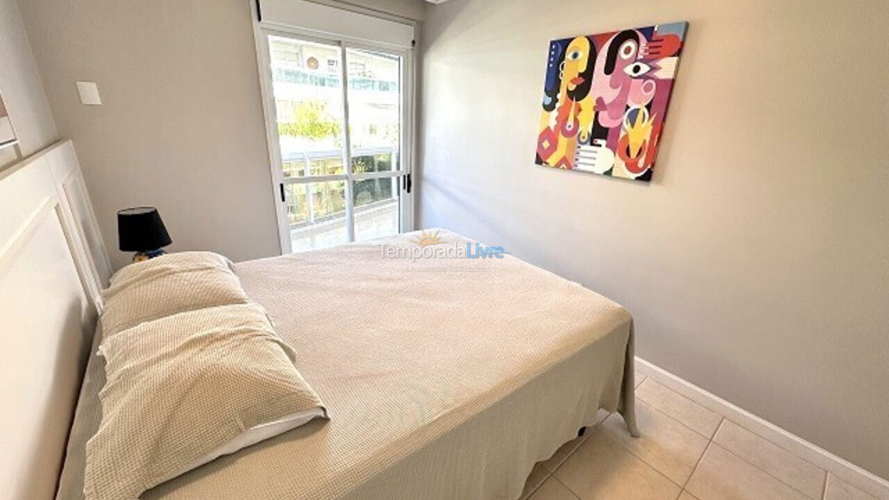 Apartment for vacation rental in Florianópolis (Praia Brava)