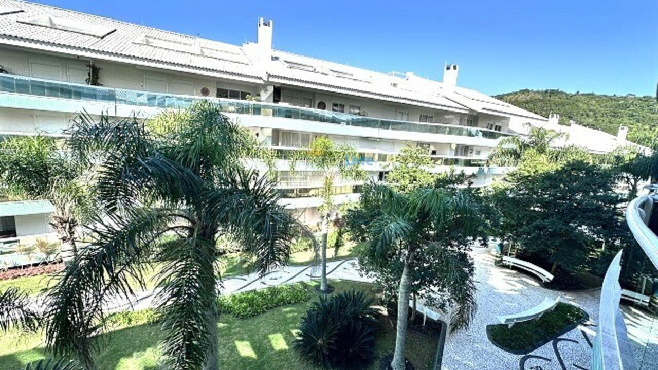 Apartment for vacation rental in Florianópolis (Praia Brava)