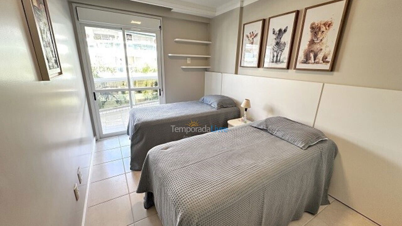 Apartment for vacation rental in Florianópolis (Praia Brava)