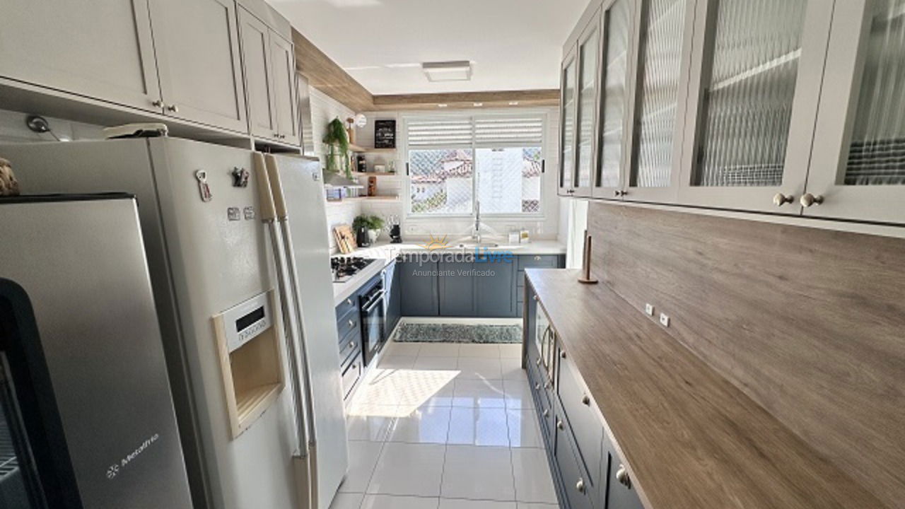 Apartment for vacation rental in Florianópolis (Praia Brava)