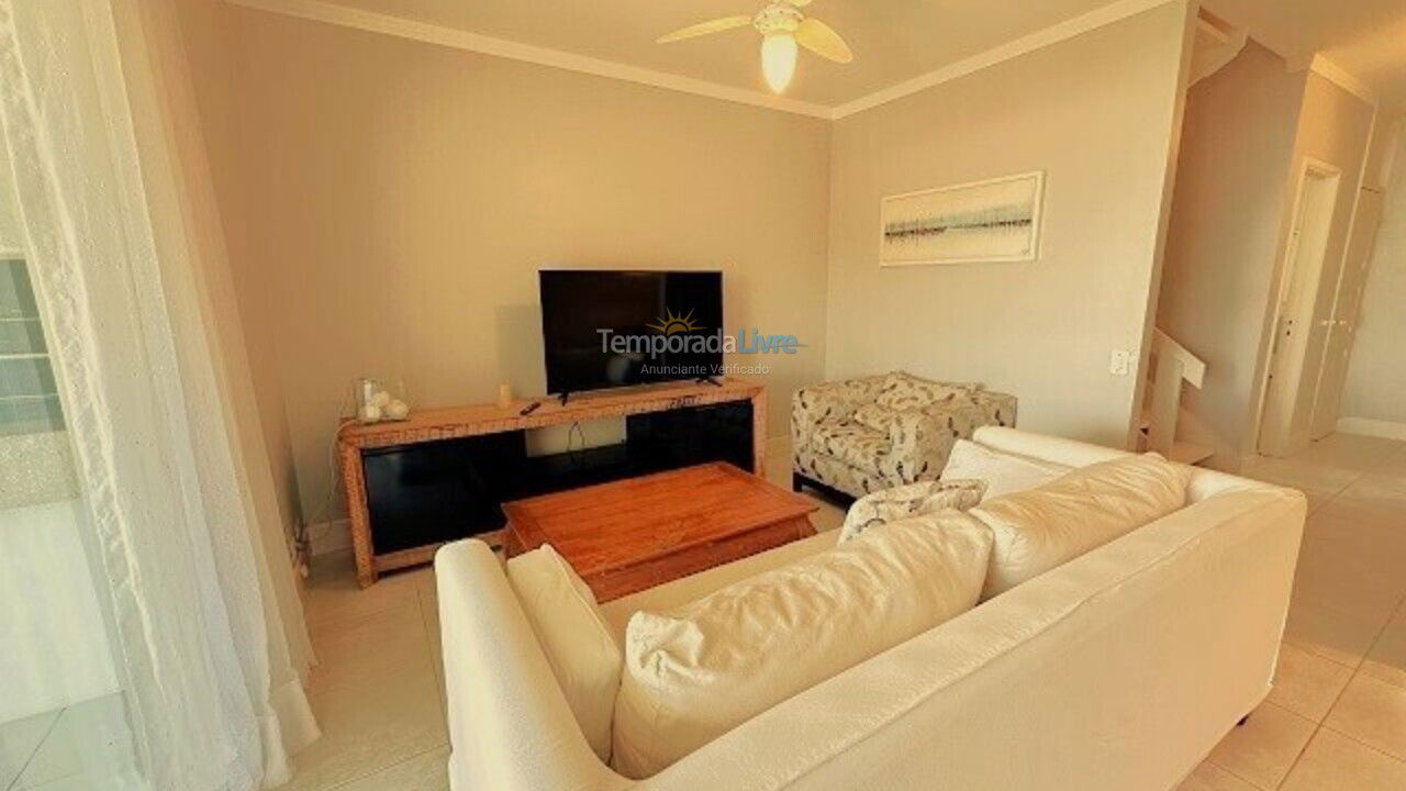 Apartment for vacation rental in Florianópolis (Praia Brava)