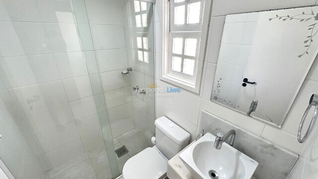 Apartment for vacation rental in Florianópolis (Praia Brava)