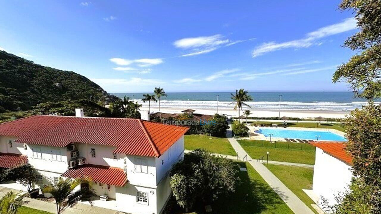 Apartment for vacation rental in Florianópolis (Praia Brava)