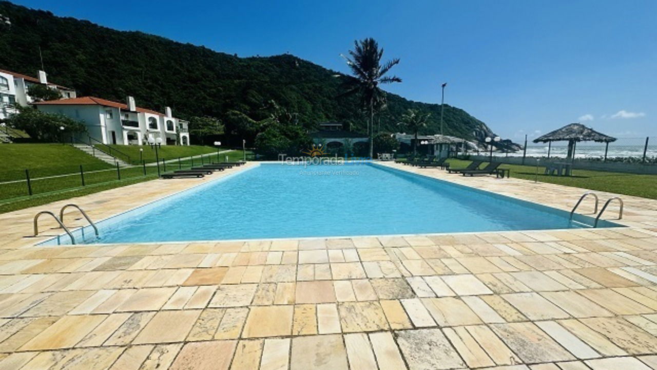 Apartment for vacation rental in Florianópolis (Praia Brava)