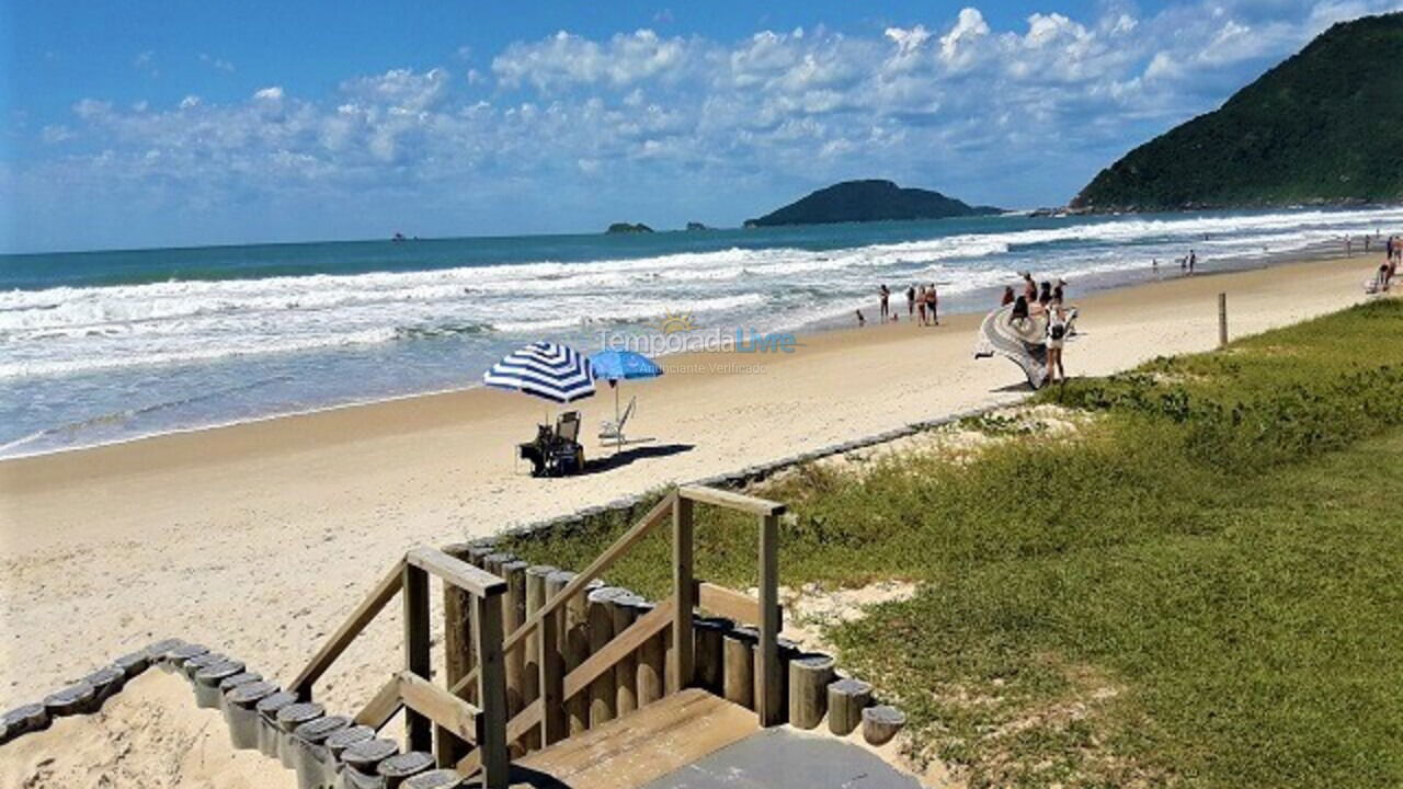 Apartment for vacation rental in Florianópolis (Praia Brava)
