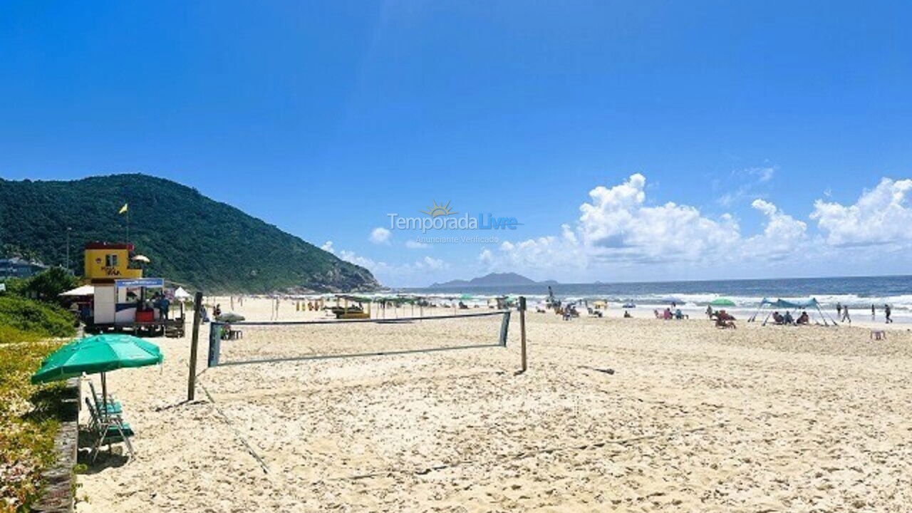 Apartment for vacation rental in Florianópolis (Praia Brava)