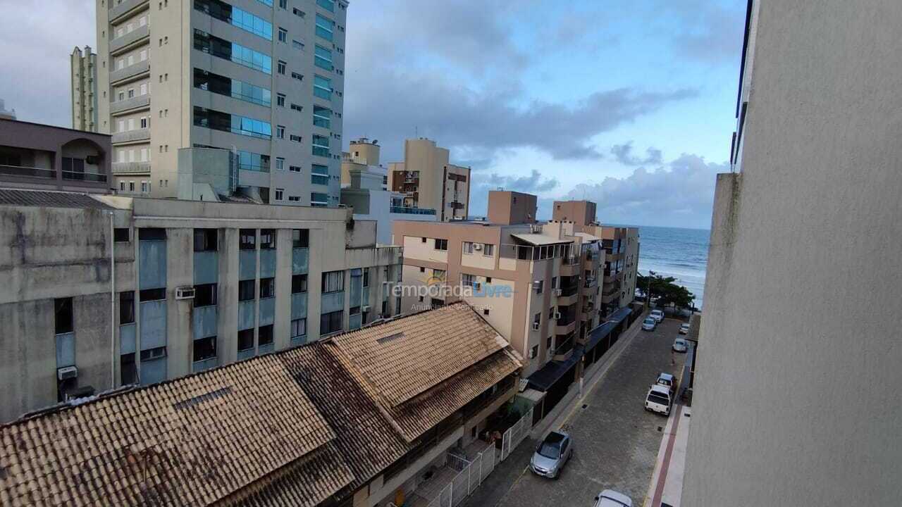 Apartment for vacation rental in Itapema (Meia Praia)