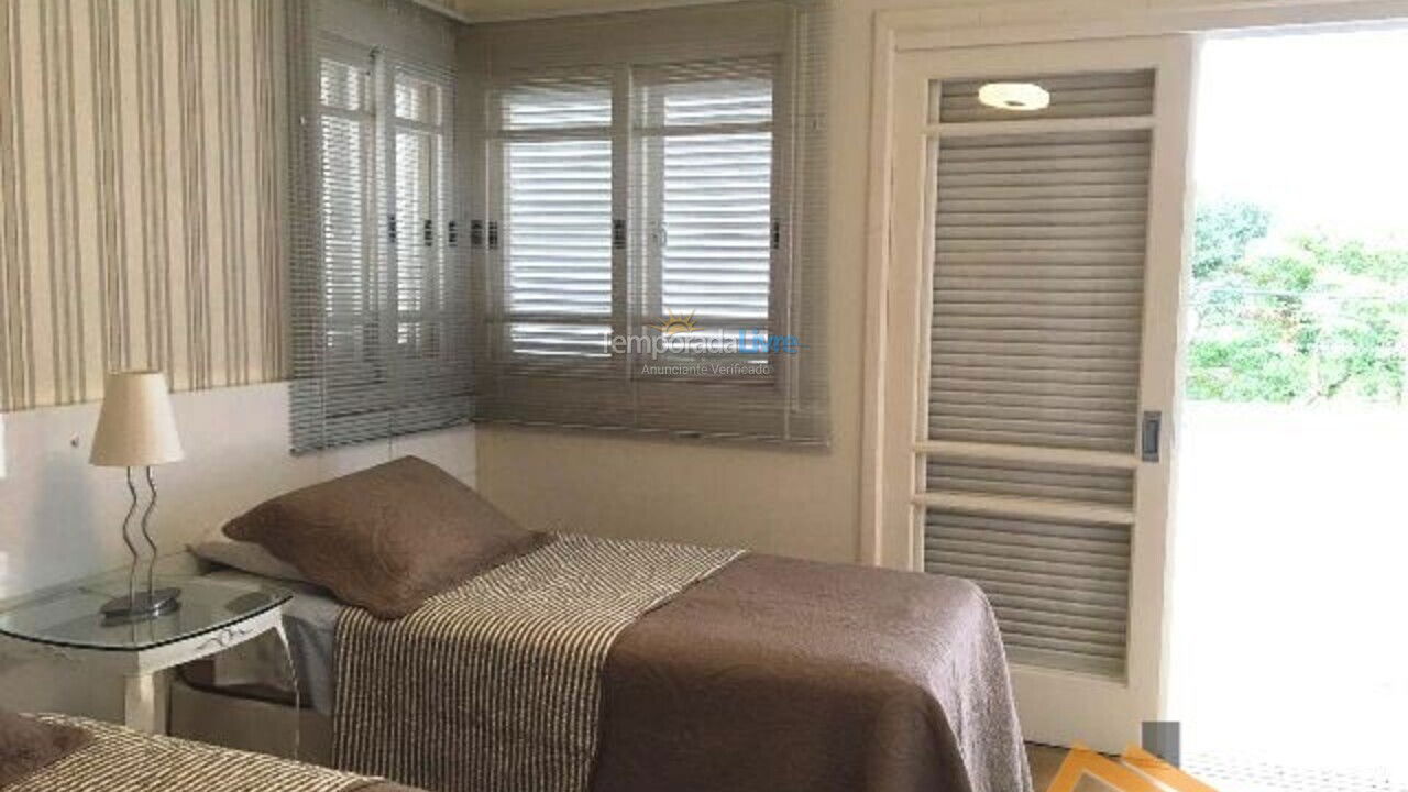 Casa para aluguel de temporada em Florianopolis (Jurerê Internacional)