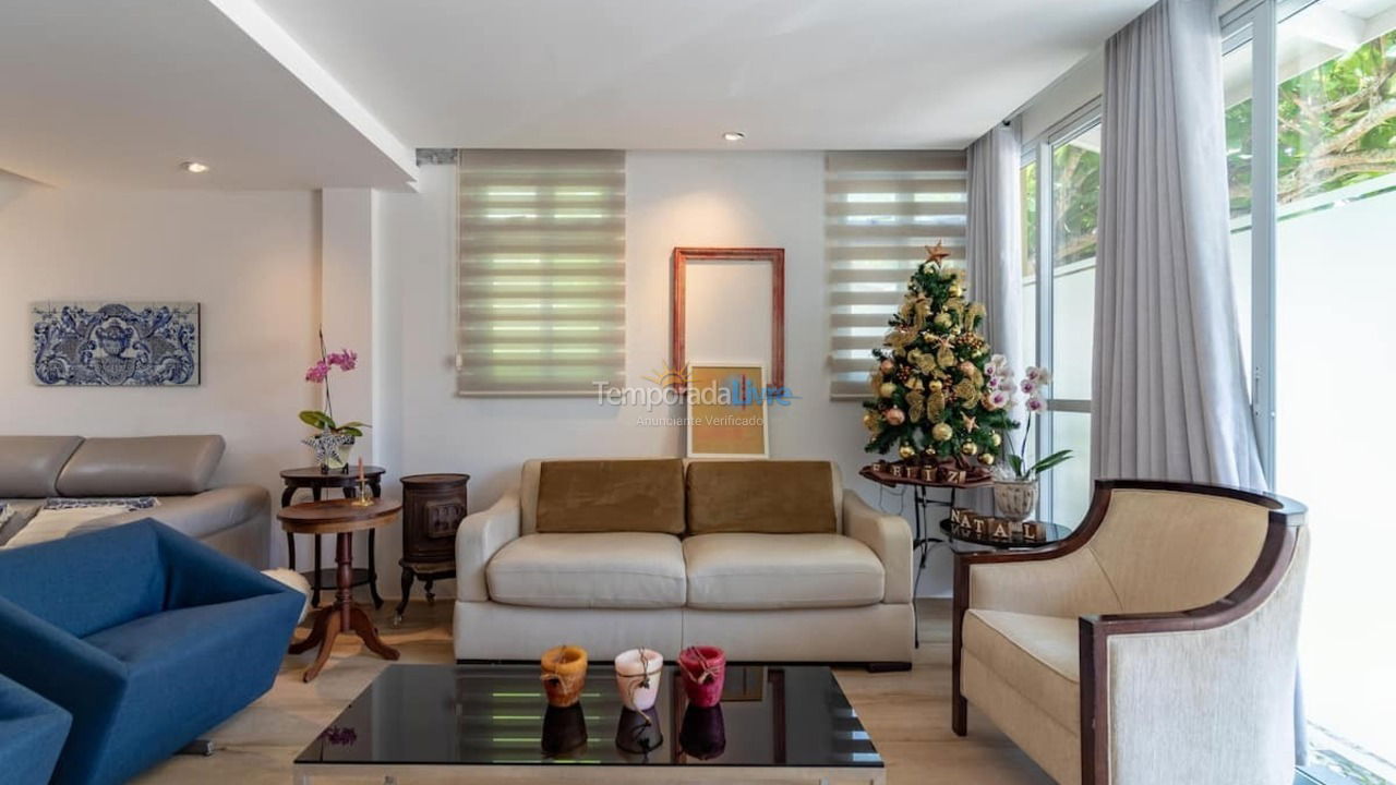 House for vacation rental in Florianópolis (Jurere Tradicional)