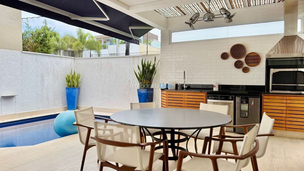 Casa para alquiler de vacaciones em São Sebastião (Juquehy)