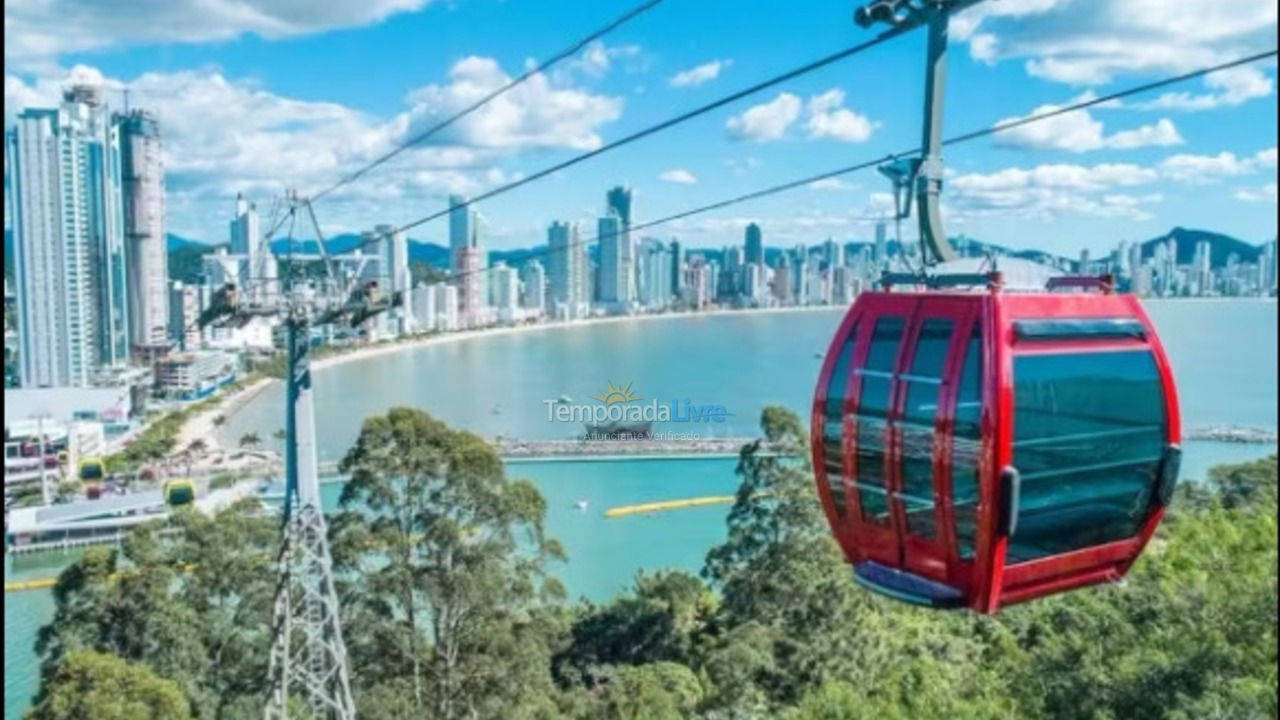 Apartamento para aluguel de temporada em Balneário Camboriú (Praia Central)
