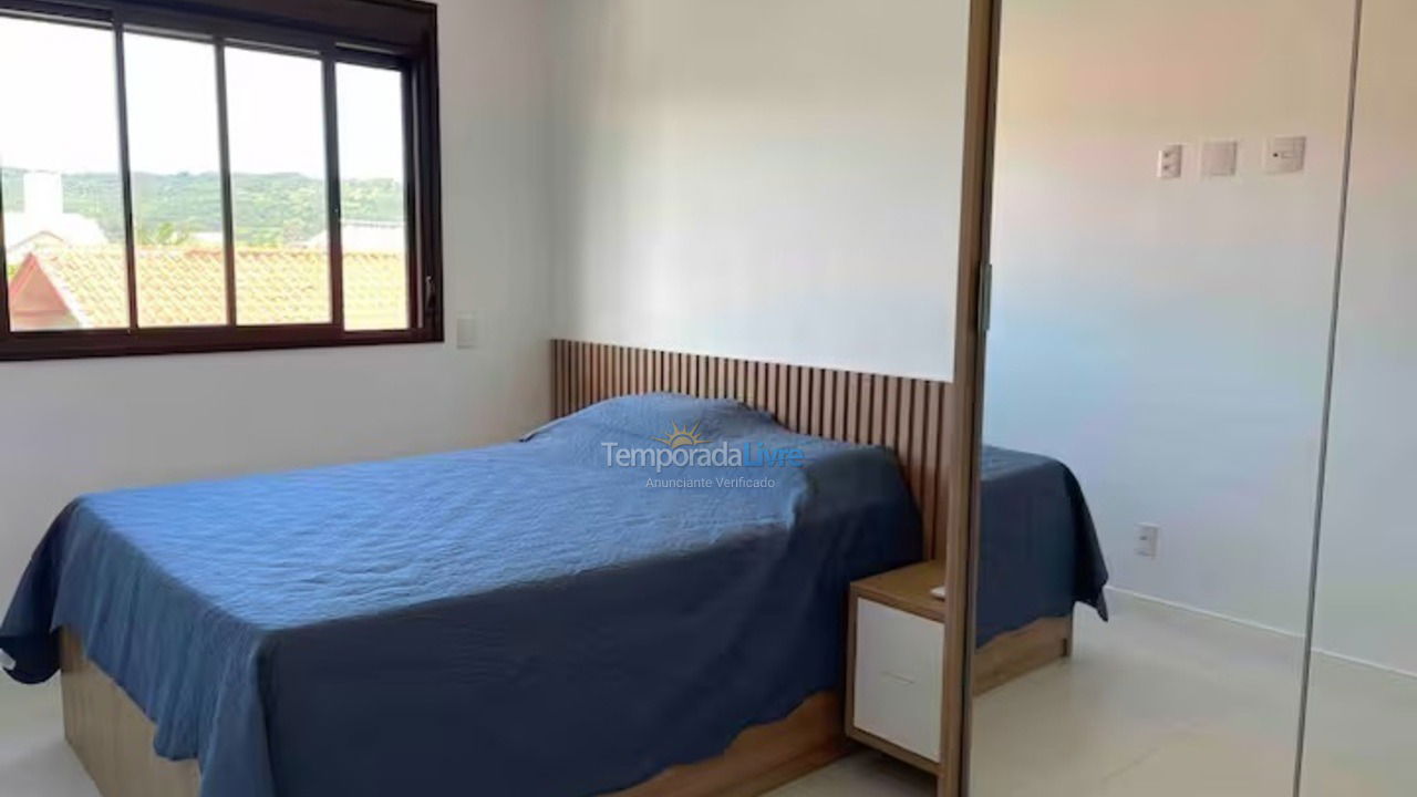 Apartamento para aluguel de temporada em Florianópolis (Cachoeira do Bom Jesus)