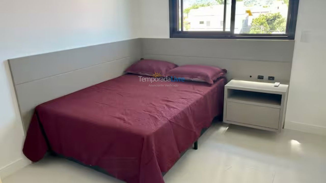 Apartamento para aluguel de temporada em Florianópolis (Cachoeira do Bom Jesus)
