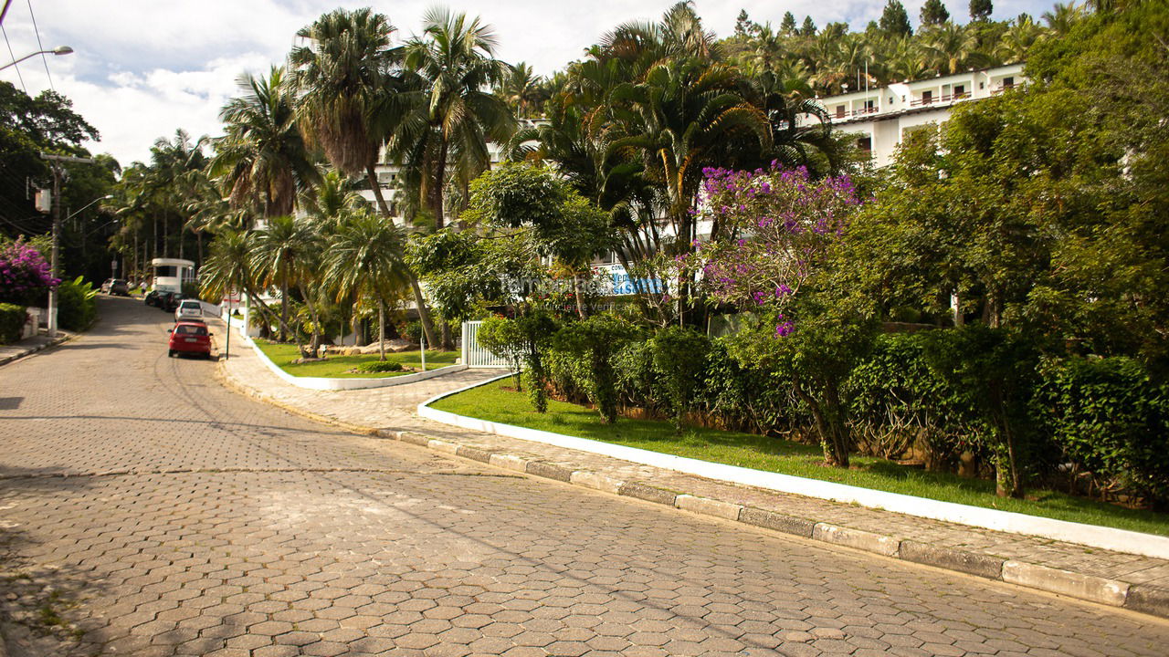 Apartment for vacation rental in Ubatuba (Praia das Toninhas)