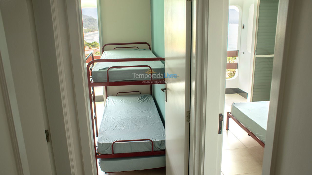 Apartment for vacation rental in Ubatuba (Praia das Toninhas)