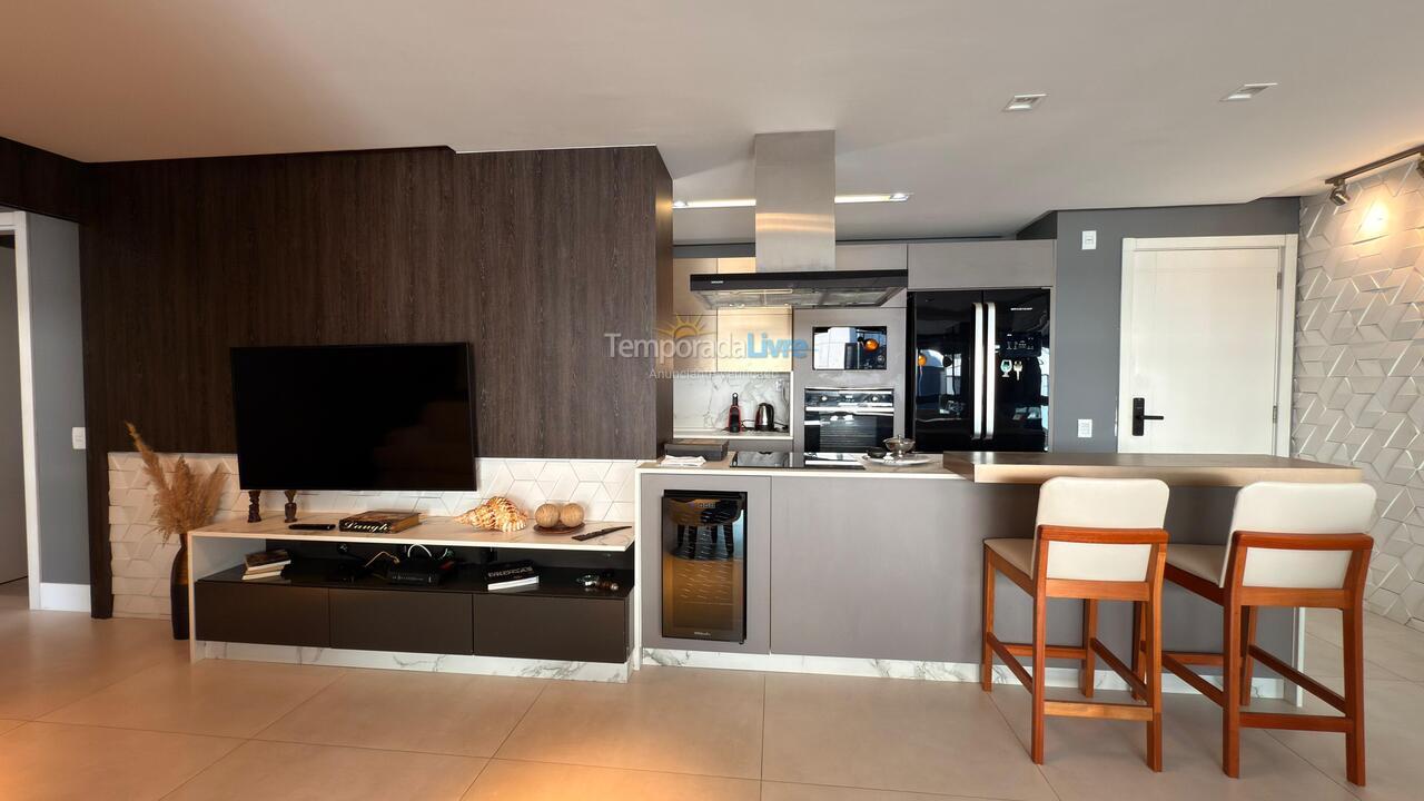 Apartamento para aluguel de temporada em Florianópolis (Novo Campeche)