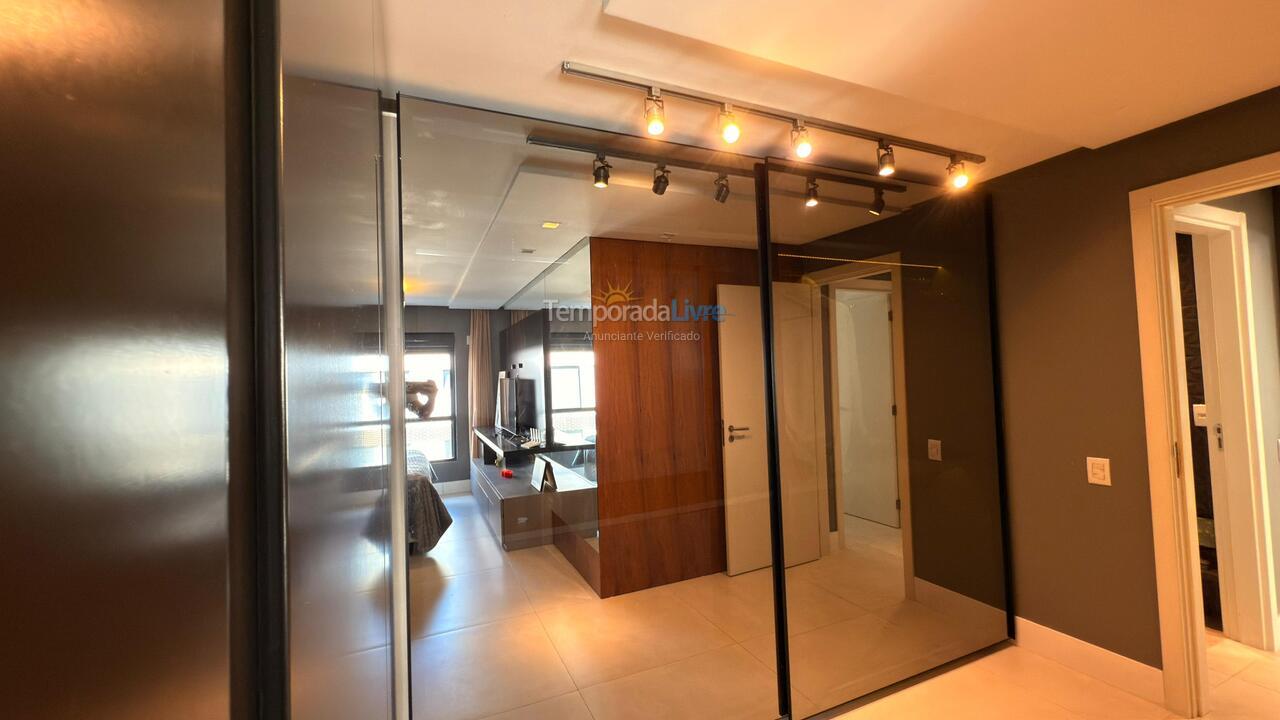 Apartamento para aluguel de temporada em Florianópolis (Novo Campeche)