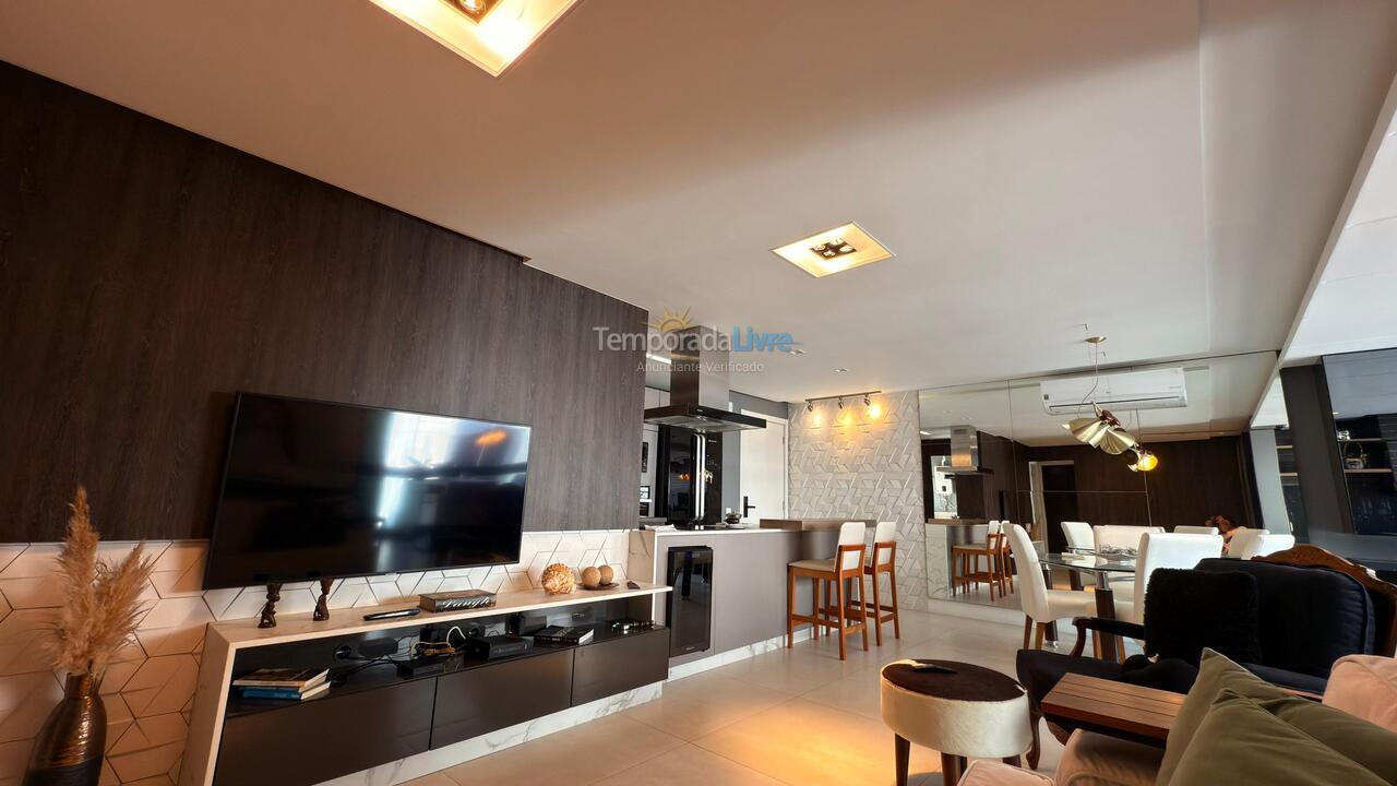 Apartamento para aluguel de temporada em Florianópolis (Novo Campeche)