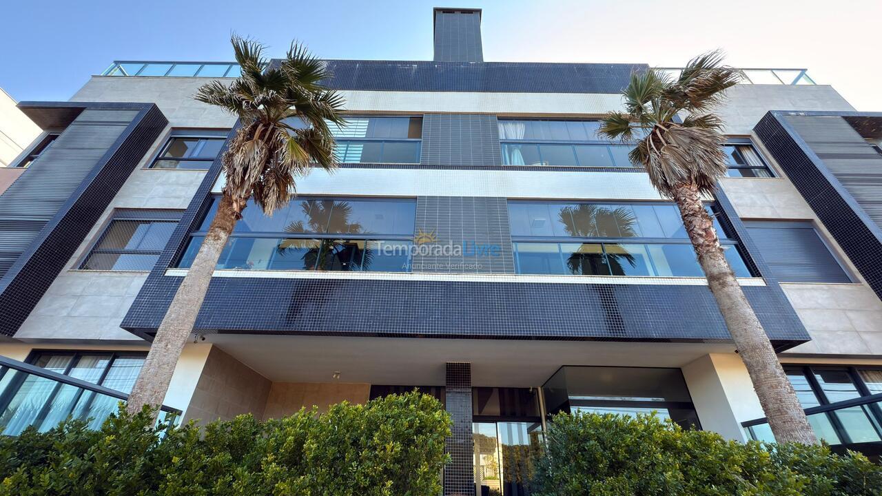 Apartamento para aluguel de temporada em Florianópolis (Novo Campeche)
