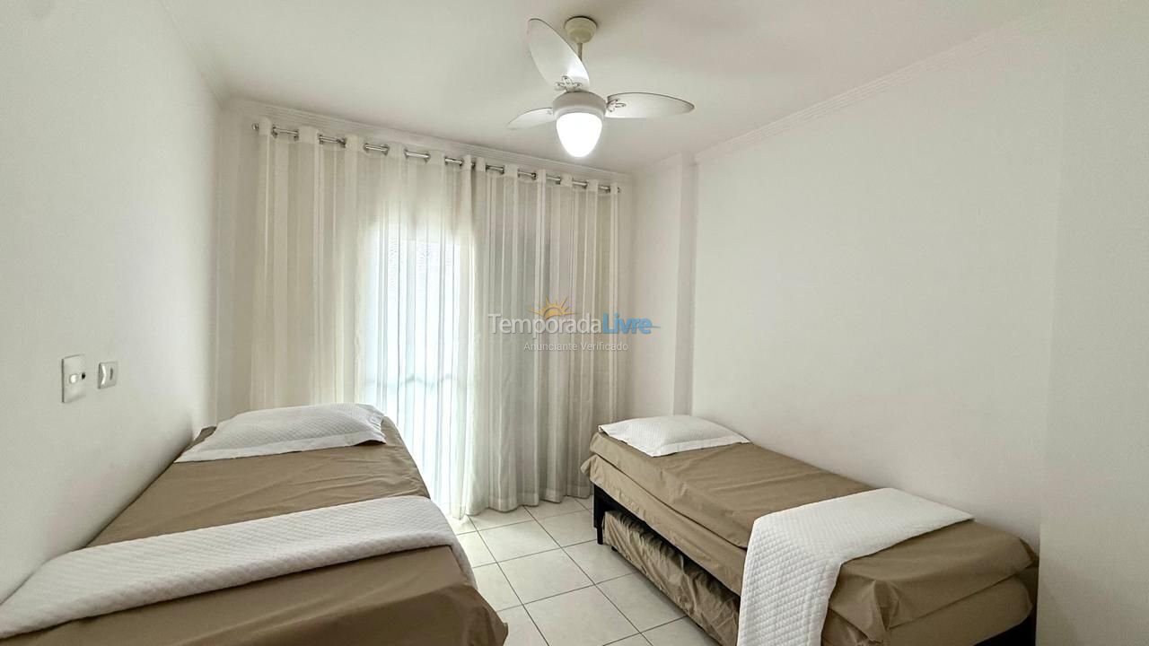 Apartamento para aluguel de temporada em Praia Grande (Aviação)