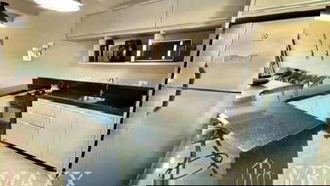 SOBRADO 02 COM PISCINA EM Mariscal para 12 Pessoas