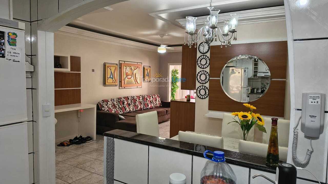 Apartamento para alquiler de vacaciones em Itapema (Meia Praia)