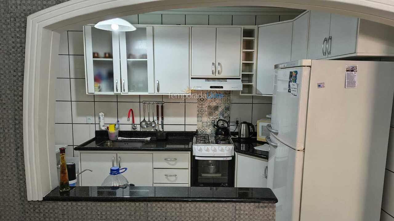 Apartamento para alquiler de vacaciones em Itapema (Meia Praia)