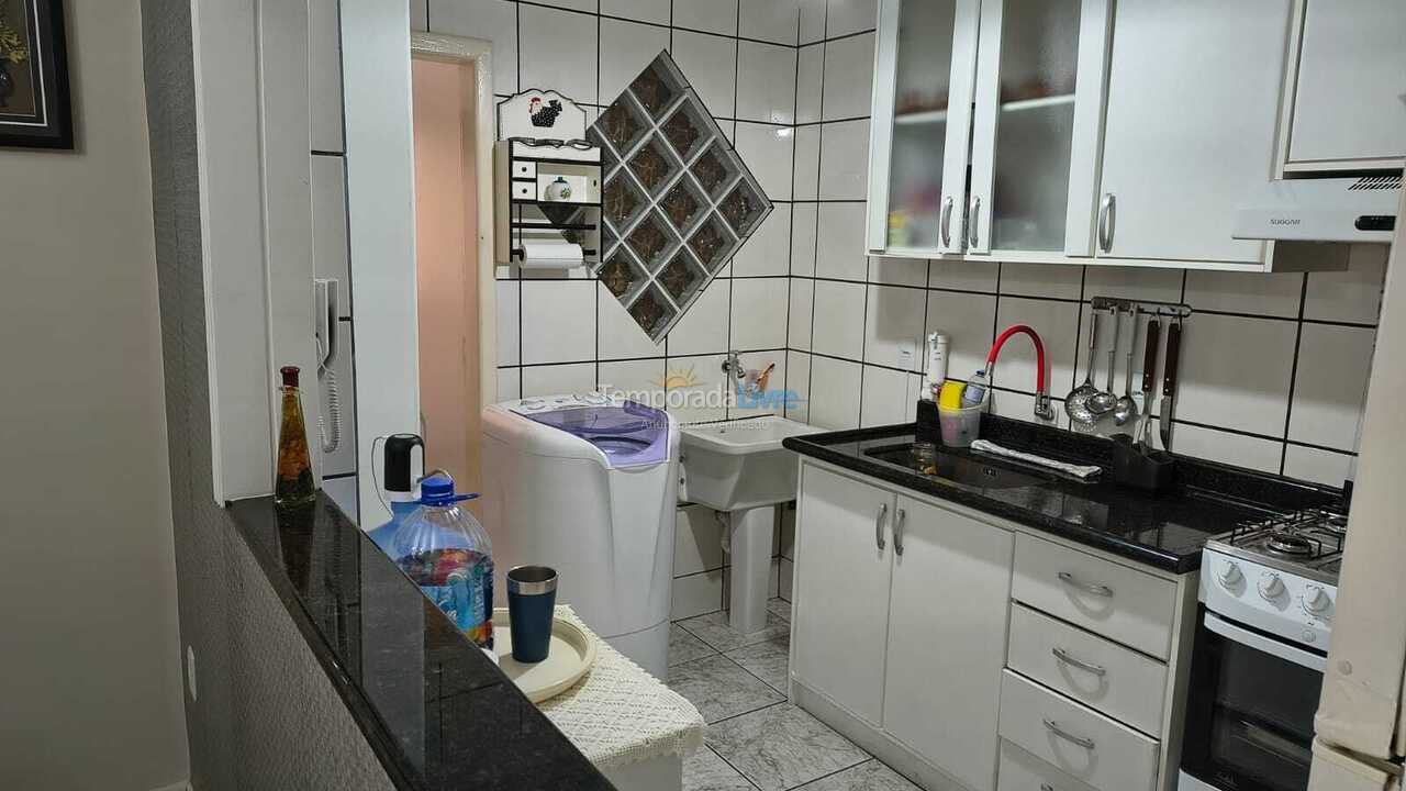 Apartamento para alquiler de vacaciones em Itapema (Meia Praia)