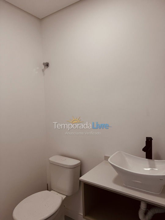 Apartment for vacation rental in Bombinhas (Praia de Bombas)