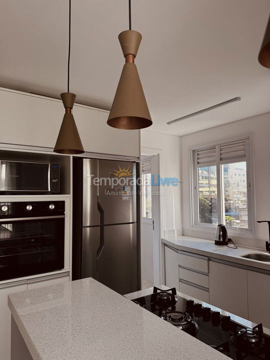 Apartment for vacation rental in Bombinhas (Praia de Bombas)