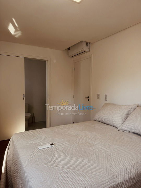 Apartment for vacation rental in Bombinhas (Praia de Bombas)