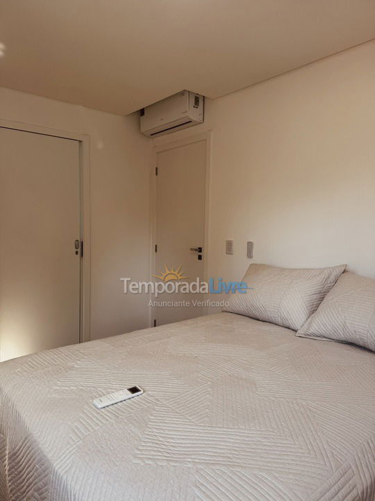 Apartment for vacation rental in Bombinhas (Praia de Bombas)