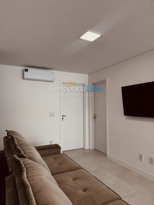 Apartment for vacation rental in Bombinhas (Praia de Bombas)