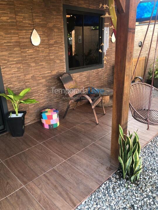 Casa para alquiler de vacaciones em São Francisco do Sul (Vila da Glória)