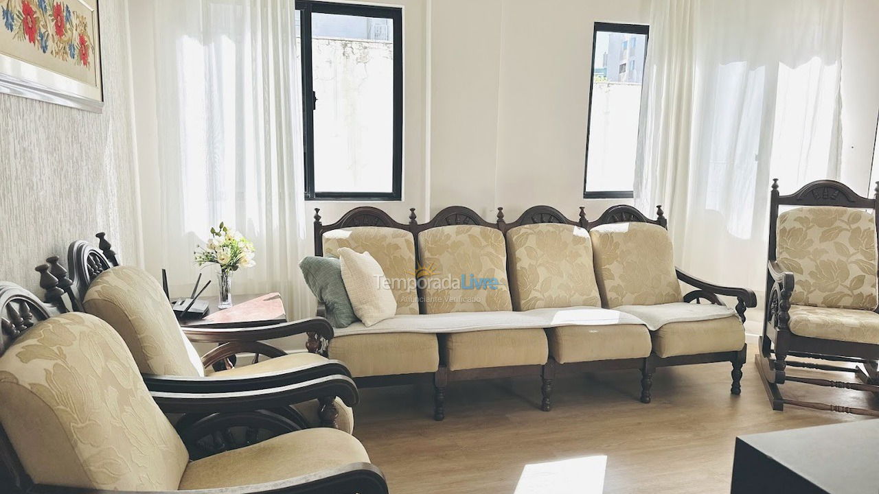 Apartment for vacation rental in Balneário Camboriú (Praia Central)
