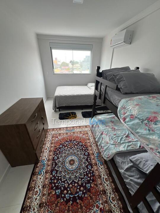 Apartamento para aluguel de temporada em Florianopolis (Praia dos Ingleses)