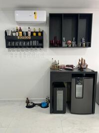 Apartamento com 02 dormitórios próximo ao mar