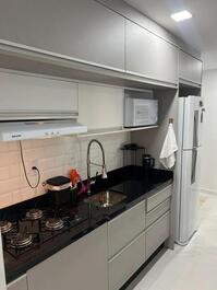 Apartamento com 02 dormitórios próximo ao mar