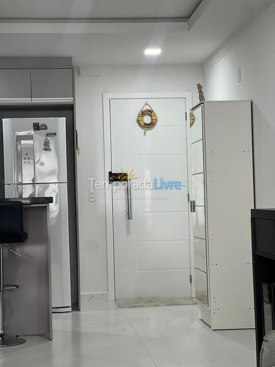 Apartamento para aluguel de temporada em Florianopolis (Praia dos Ingleses)