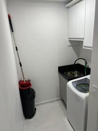 Apartamento com 02 dormitórios próximo ao mar