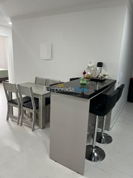 Apartamento para aluguel de temporada em Florianopolis (Praia dos Ingleses)