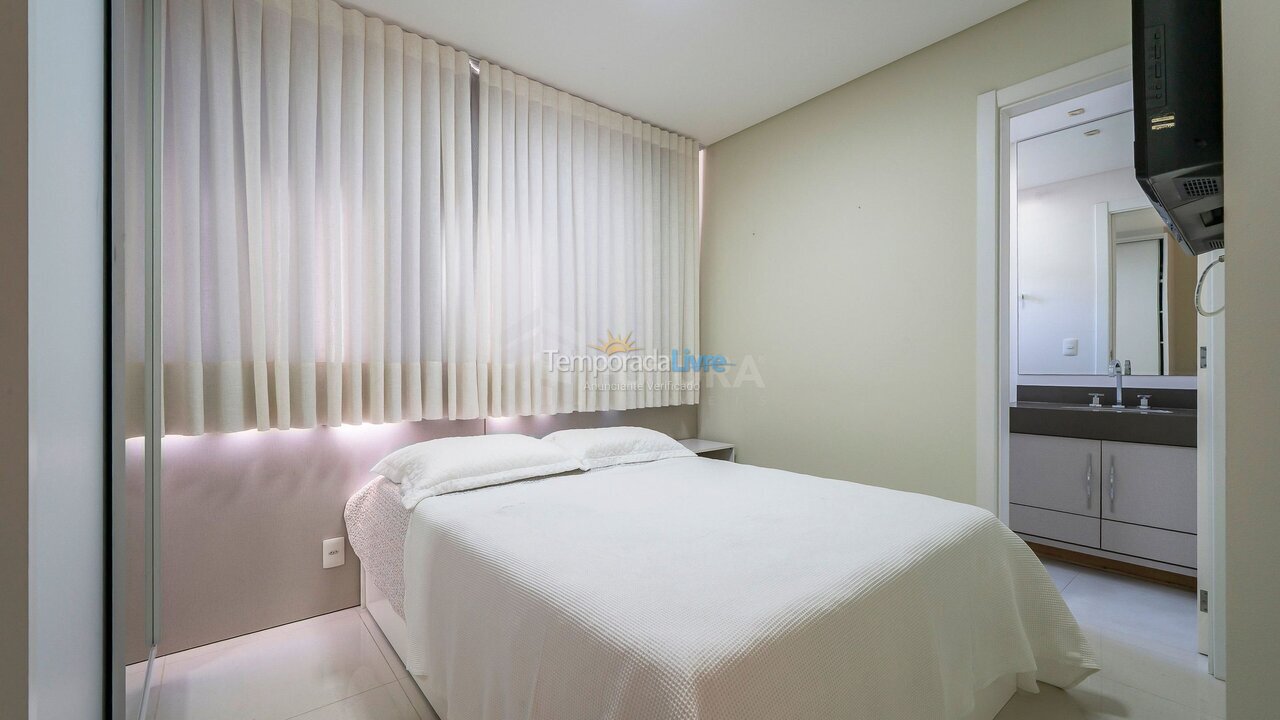 Apartamento para aluguel de temporada em Bombinhas (Praia de Bombas)