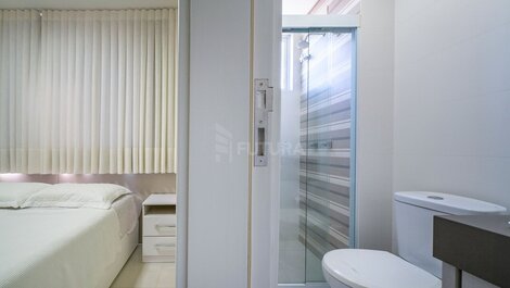 Apartamento para aluguel de temporada Bombas - SC