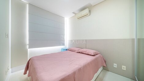 Apartamento para aluguel de temporada Bombas - SC