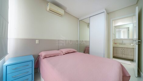 Apartamento para aluguel de temporada Bombas - SC