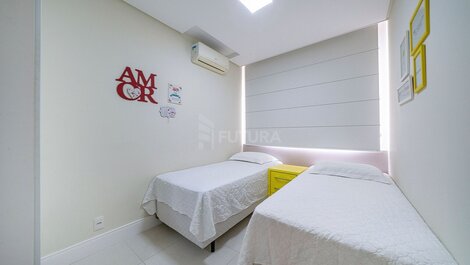 Apartamento para aluguel de temporada Bombas - SC