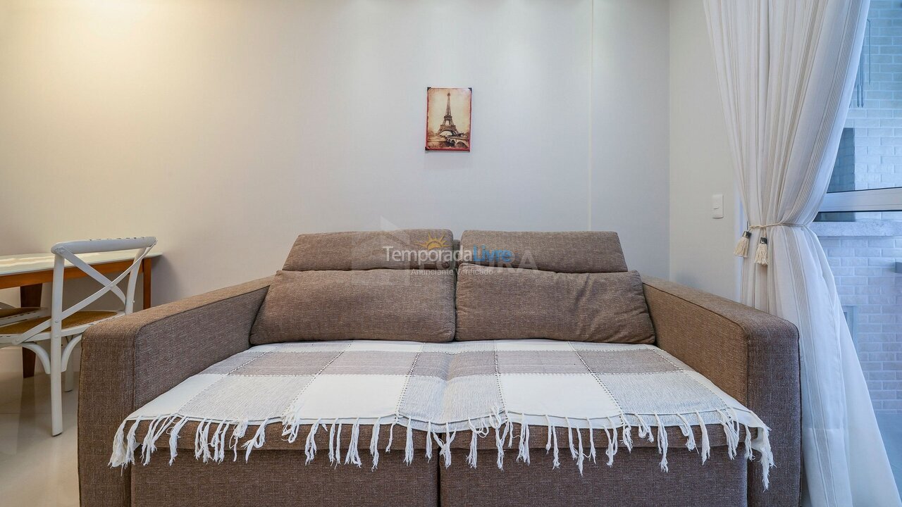 Apartamento para aluguel de temporada em Bombinhas (Praia de Bombas)